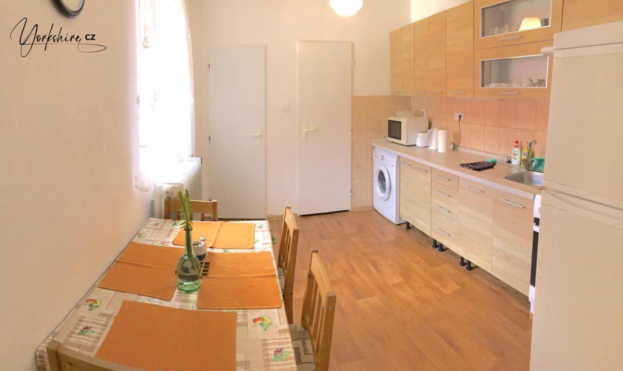 Apartment Yorkshire Bujanov Exterior foto